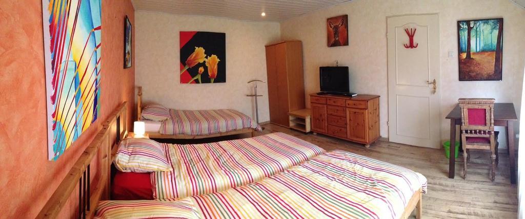 An Der Grenze Hotel Емерих Екстериор снимка